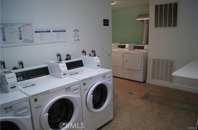 5585 E Pacific Coast HWY 125, Long Beach, CA 90804