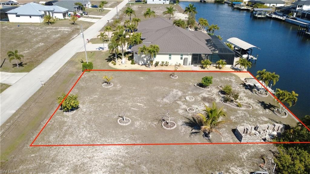 1433 NW 41st PL, CAPE CORAL, FL 33993 — photo 2