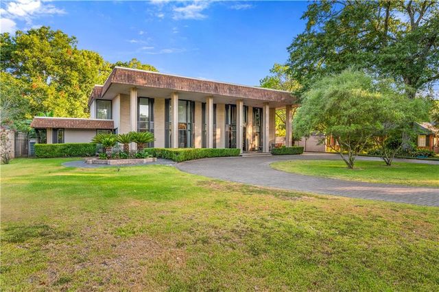 3011 GEORGES Lane, Alexandria, LA 71301