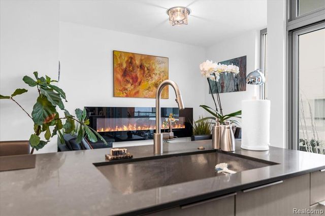 229 Alfred Street, Detroit, MI 48201