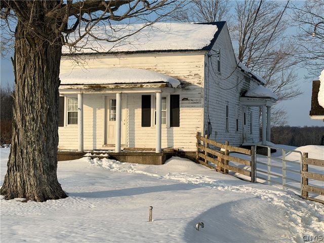 208 County Route 28, Albion, NY 13142
