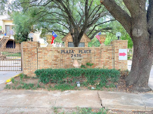 2425 Holly Hall Street B45, Houston, TX 77054