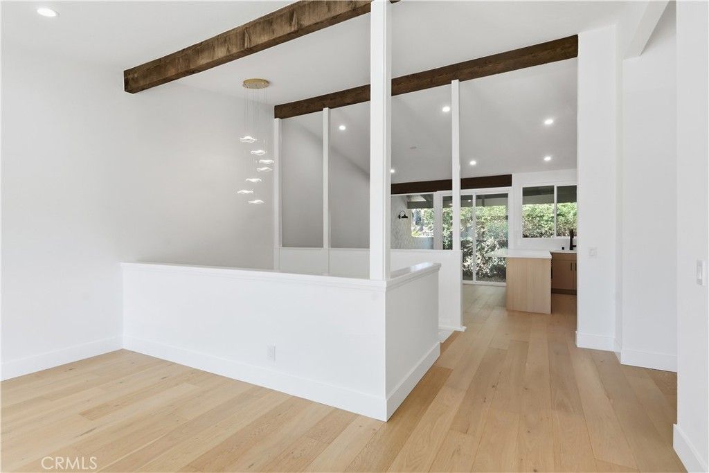 558 Vista Flora, Newport Beach, CA 92660 — photo 5