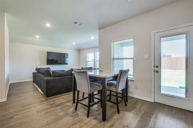 2531 Quiet Oak Lane, Crandall, TX 75114