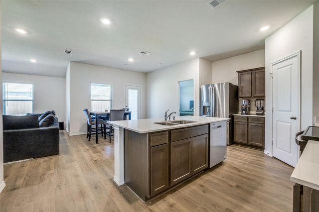 2531 Quiet Oak Lane, Crandall, TX 75114