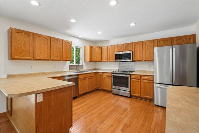 6008 NW 50th Street, Johnston, IA 50131