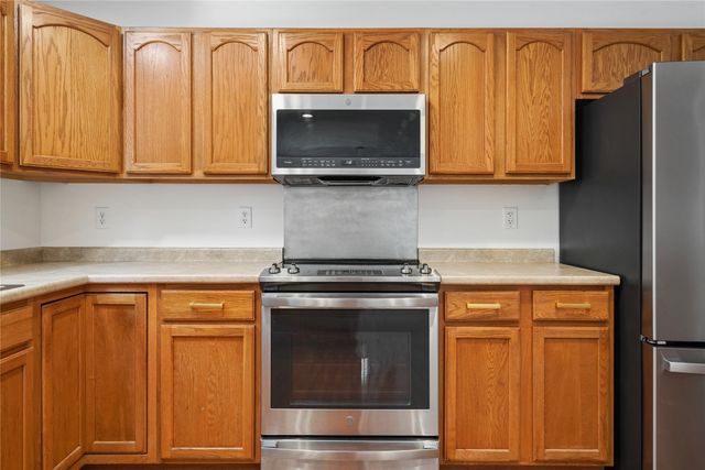 6008 NW 50th Street, Johnston, IA 50131