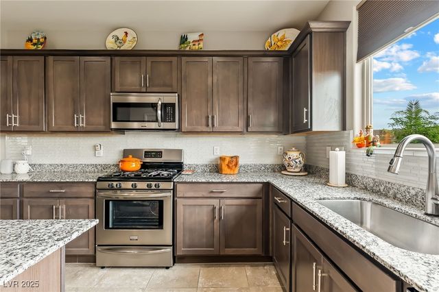 2061 Alki Beach Avenue, Laughlin, NV 89029