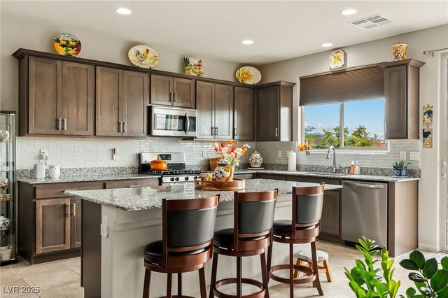 2061 Alki Beach Avenue, Laughlin, NV 89029