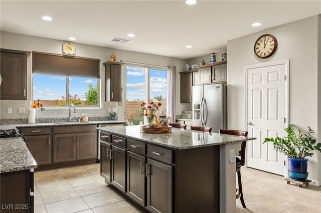 2061 Alki Beach Avenue, Laughlin, NV 89029