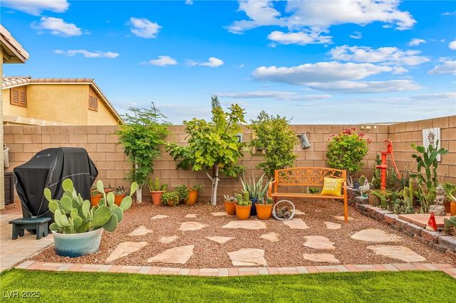 2061 Alki Beach Avenue, Laughlin, NV 89029