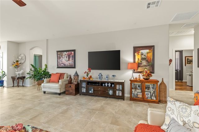 2061 Alki Beach Avenue, Laughlin, NV 89029