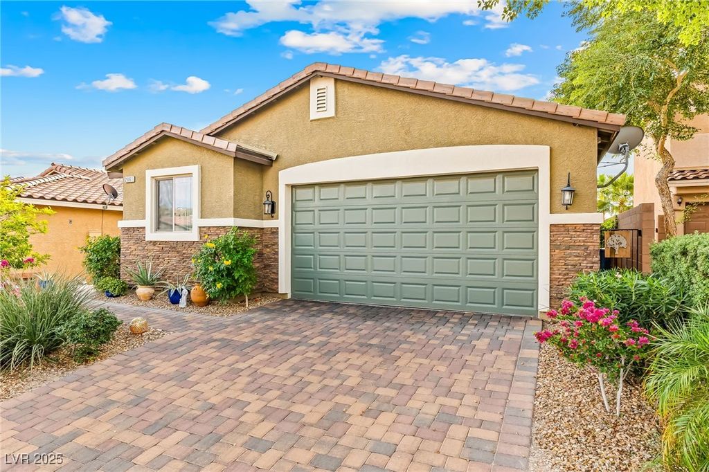 2061 Alki Beach Avenue, Laughlin, NV 89029