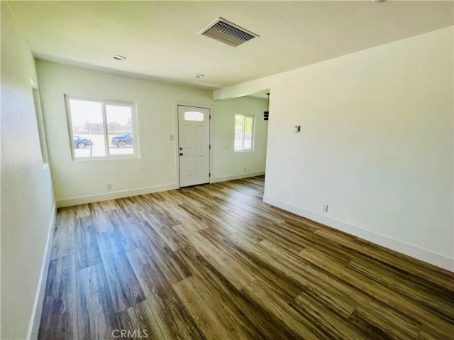 425 Grand Ave, Colton, CA 92324