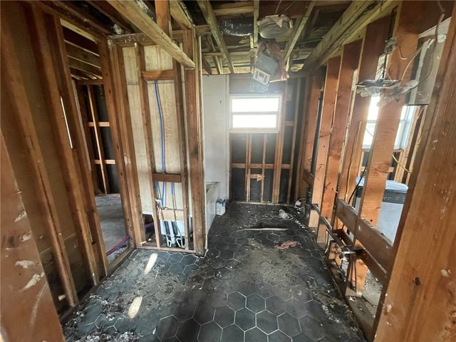 917 S 15th Street, Rogers, AR 72758