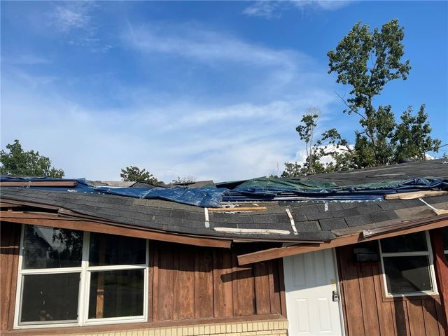 917 S 15th Street, Rogers, AR 72758