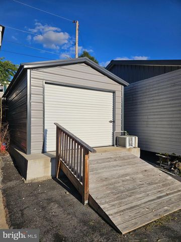 BLOCK 33 LOT 3 YOGI BEAR BLVD, Falling Waters, WV 25419