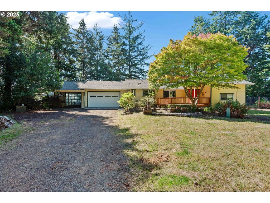 64662 E BAY Rd, North Bend, OR 97459