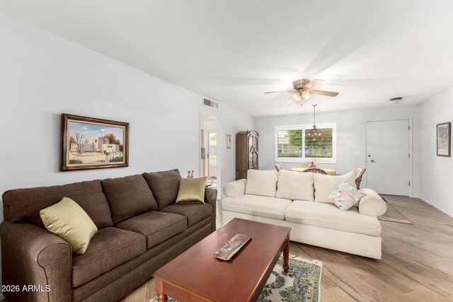 10428 W ROUNDELAY Circle, Sun City, AZ 85351