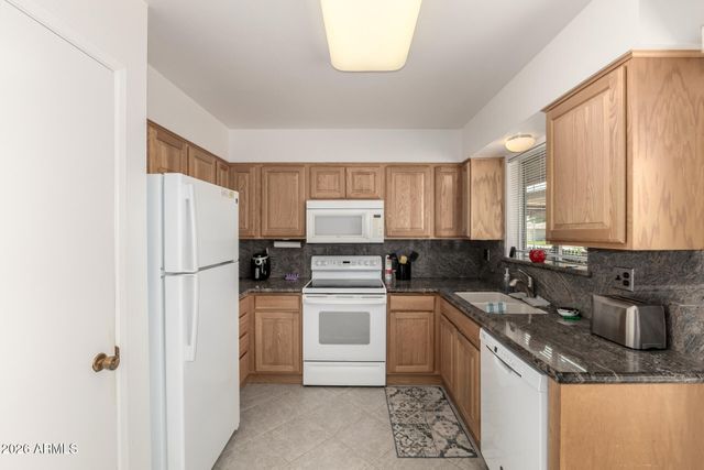 10428 W ROUNDELAY Circle, Sun City, AZ 85351