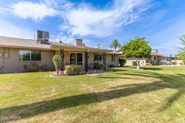 10428 W ROUNDELAY Circle, Sun City, AZ 85351