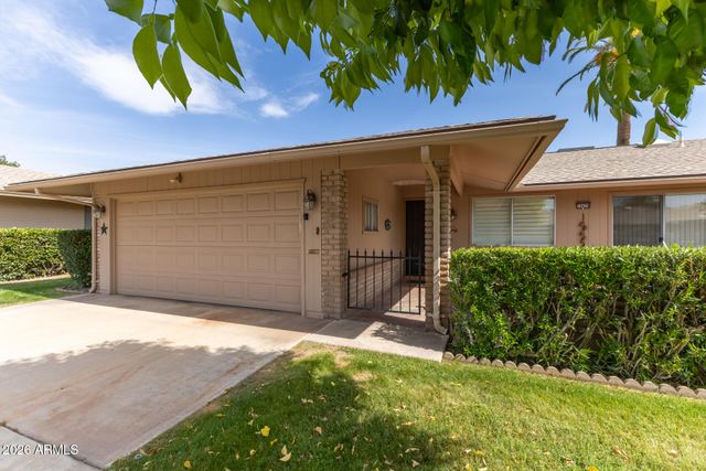 10428 W ROUNDELAY Circle, Sun City, AZ 85351