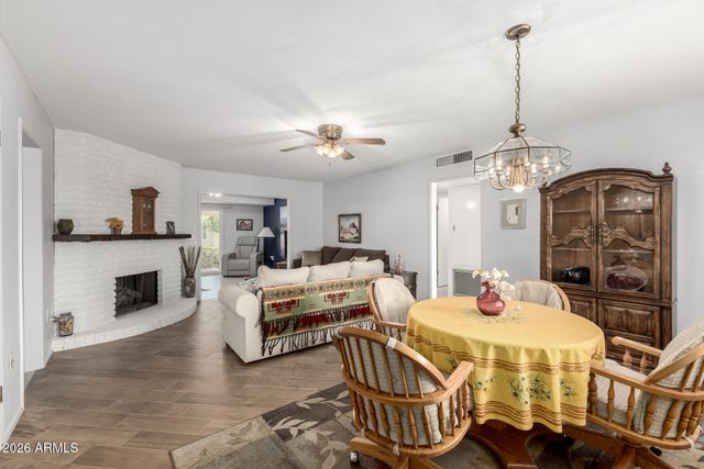 10428 W ROUNDELAY Circle, Sun City, AZ 85351