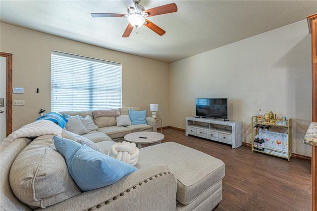 215 E Boyd Street, Norman, OK 73069