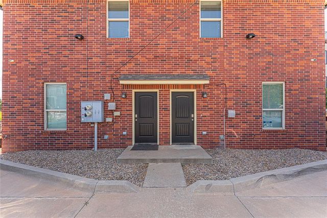 215 E Boyd Street, Norman, OK 73069