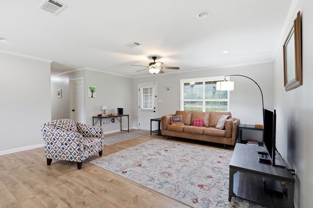 32 Corinth Rd., Petal, MS 39465