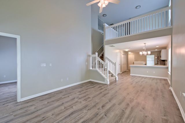 8721 Grassy Oak Trail, North Charleston, SC 29420