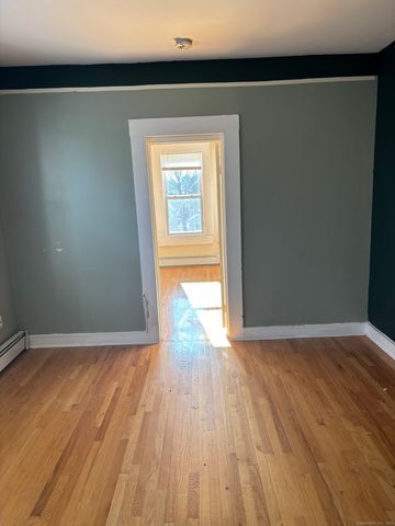 373 Blatchley Avenue, New Haven, CT 06513