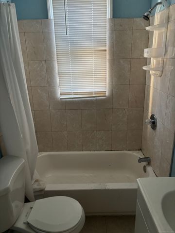 373 Blatchley Avenue, New Haven, CT 06513