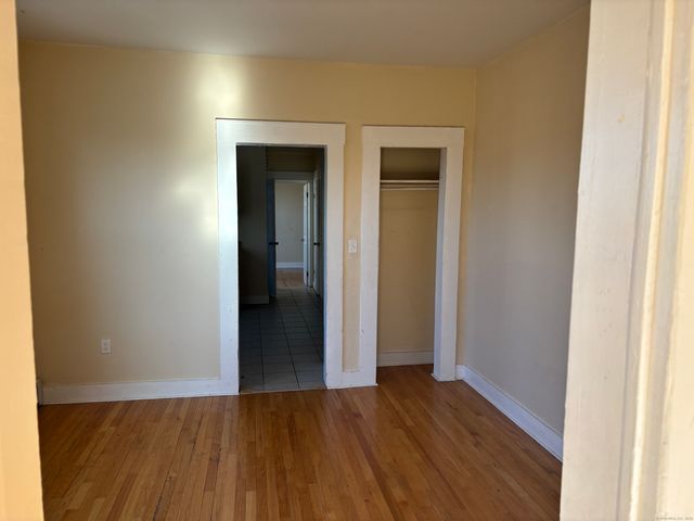 373 Blatchley Avenue, New Haven, CT 06513