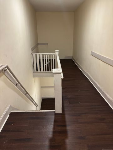 373 Blatchley Avenue, New Haven, CT 06513