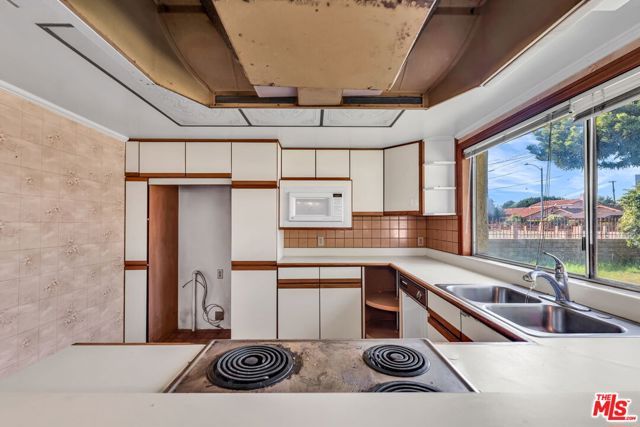 1514 S California Avenue, West Covina, CA 91790