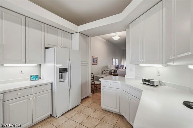 1875 Les Chateaux BLVD 303, Naples, FL 34109