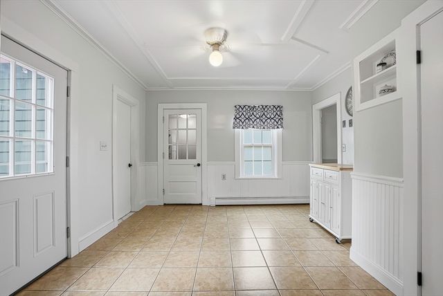24 Henry St, Mansfield, MA 02048
