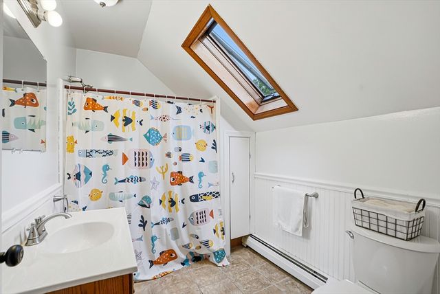 24 Henry St, Mansfield, MA 02048