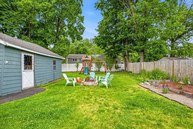 24 Henry St, Mansfield, MA 02048