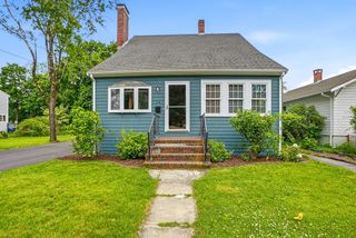 24 Henry St, Mansfield, MA 02048