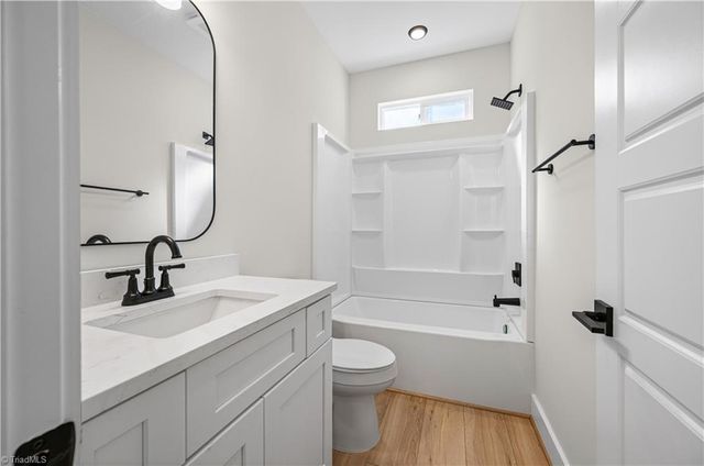 132 Pinnix Street, Jonesville, NC 28642