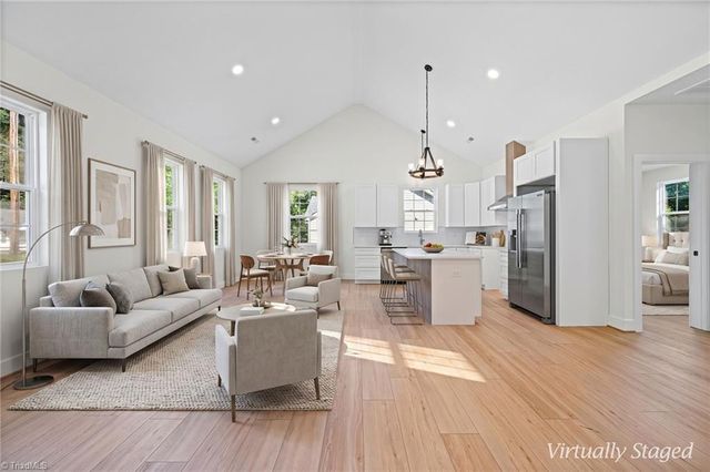 132 Pinnix Street, Jonesville, NC 28642