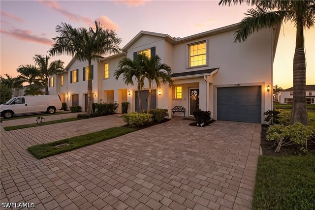 15388 Wildflower CIR, Naples, FL 34119