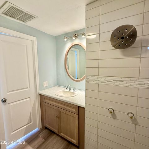 10701 N 99TH Avenue 17, Peoria, AZ 85345