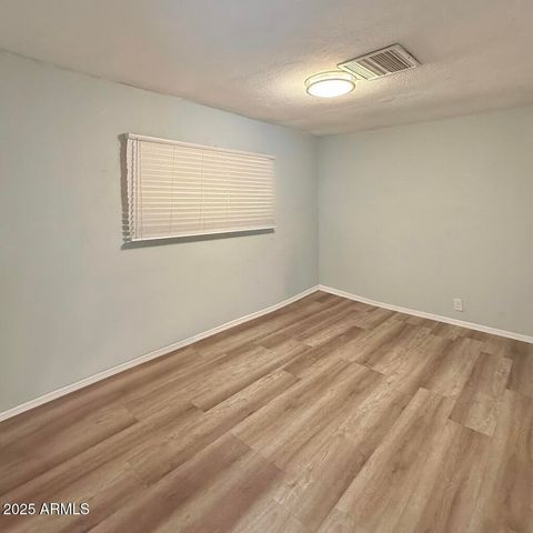 10701 N 99TH Avenue 17, Peoria, AZ 85345