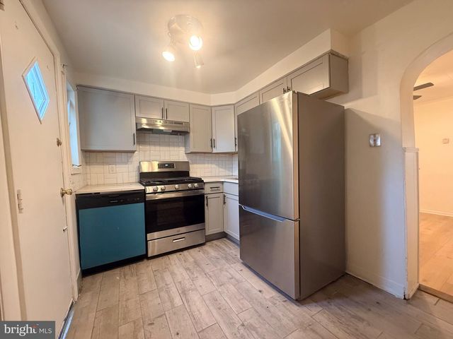 2839 ALMOND ST, Philadelphia, PA 19134