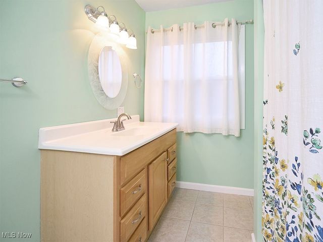 26511 Locust Drive, Olmsted Falls, OH 44138