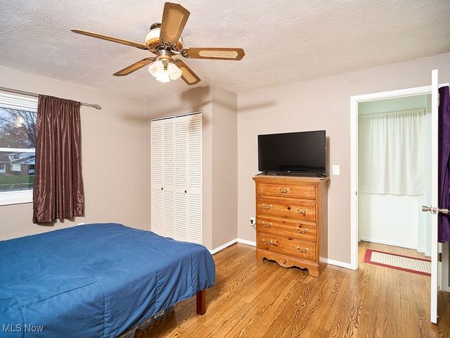 26511 Locust Drive, Olmsted Falls, OH 44138