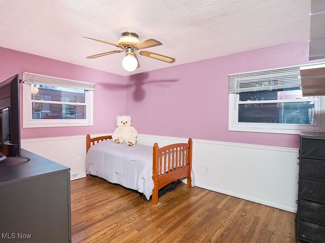 26511 Locust Drive, Olmsted Falls, OH 44138